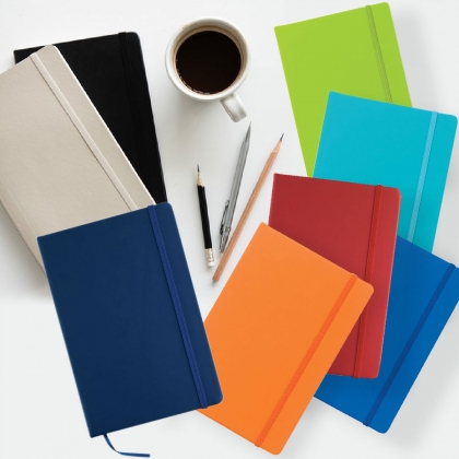 Тефтер А5 формат с ластик и разделител