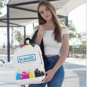 Раници по поръчка, рекламни материали на едро