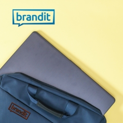 Чанти за лаптоп